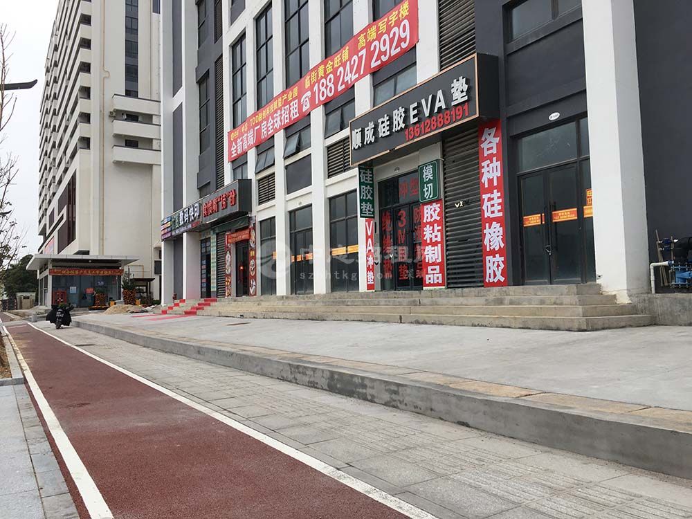 黄江临街商铺出租
