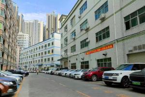 深圳龙华大浪高速口一楼680平工业小厂房出租