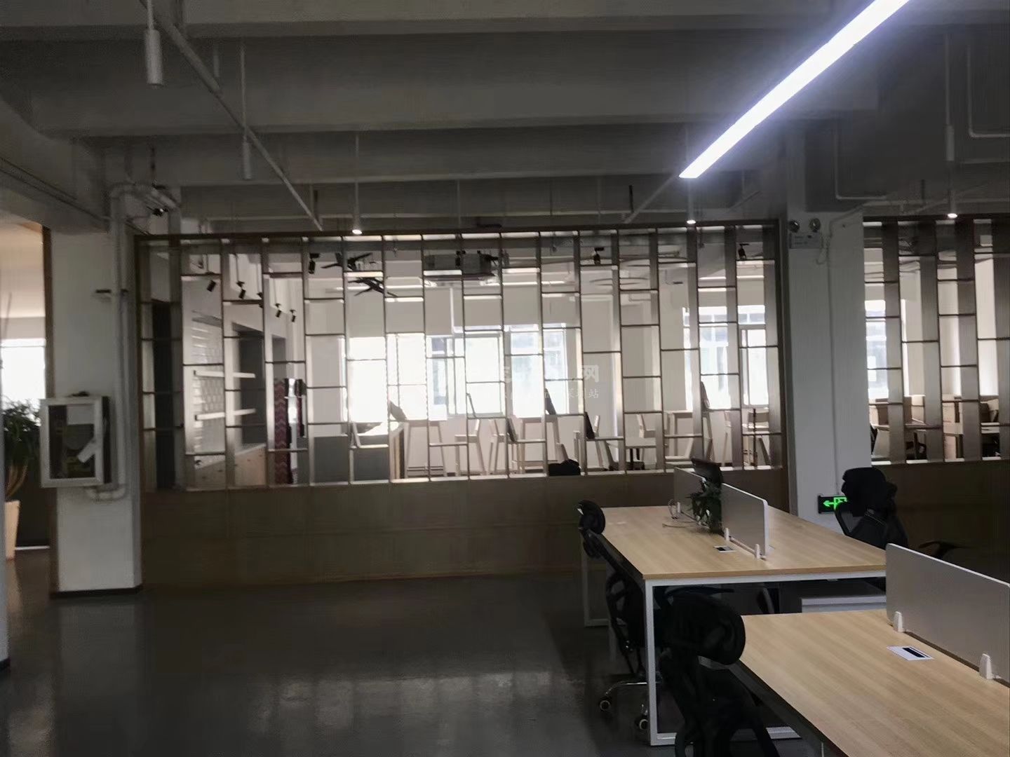 西丽大学城地铁口精装办公室出租2000平米